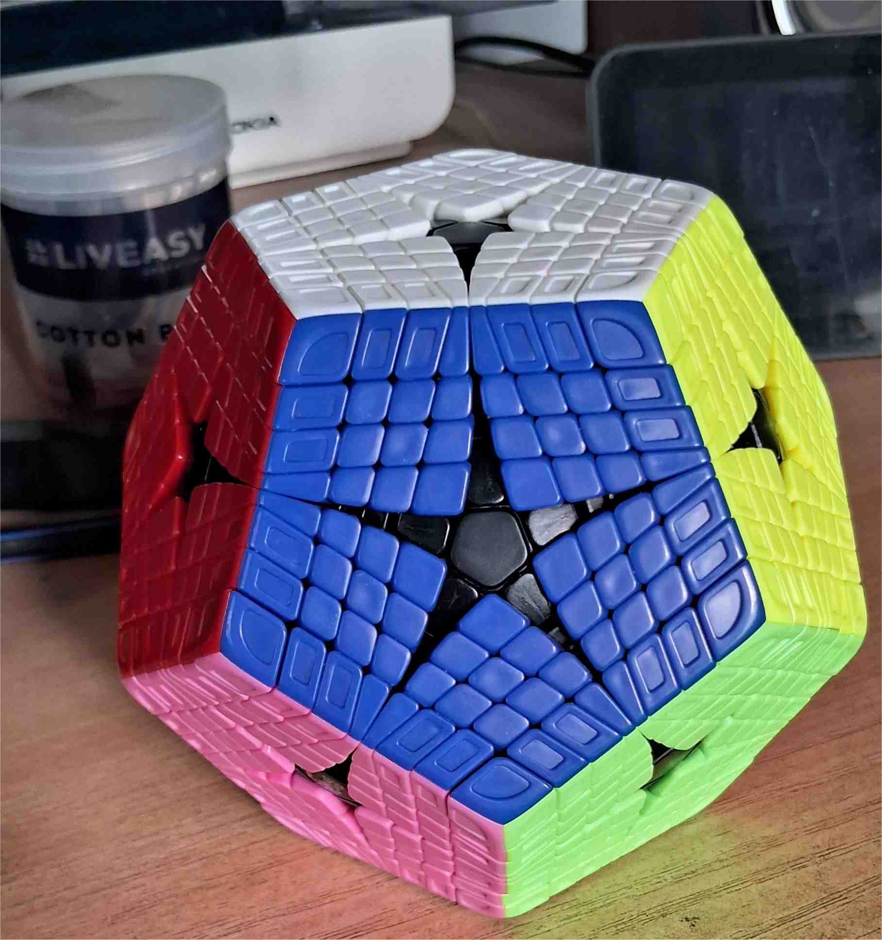 Buy Yuxin Huanglong 8x8 Kilominx Speed Cube Online | Cubelelo